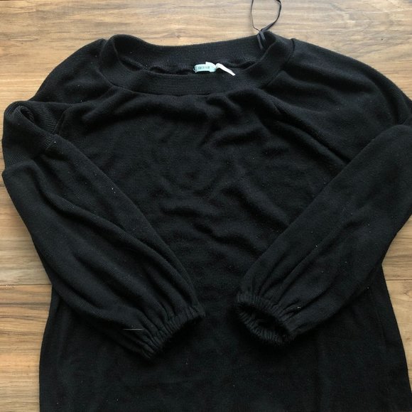 Urban Outfitters Off-the-Shoulder Sweater - Picture 1 of 3